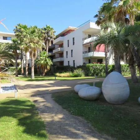 Apartment Magnifique T2 Avec Terrasse, Garage Et Piscine A 100m De La Plage, - Fr-1-472-172 *