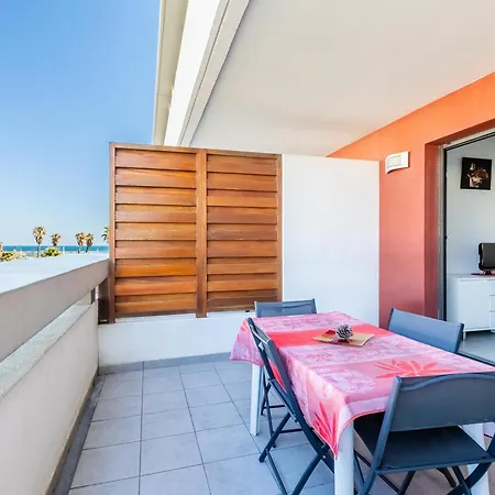 Spacieux T2 Avec Terrasse Et Parking à 100m De La - Fr-1-472-172 *
